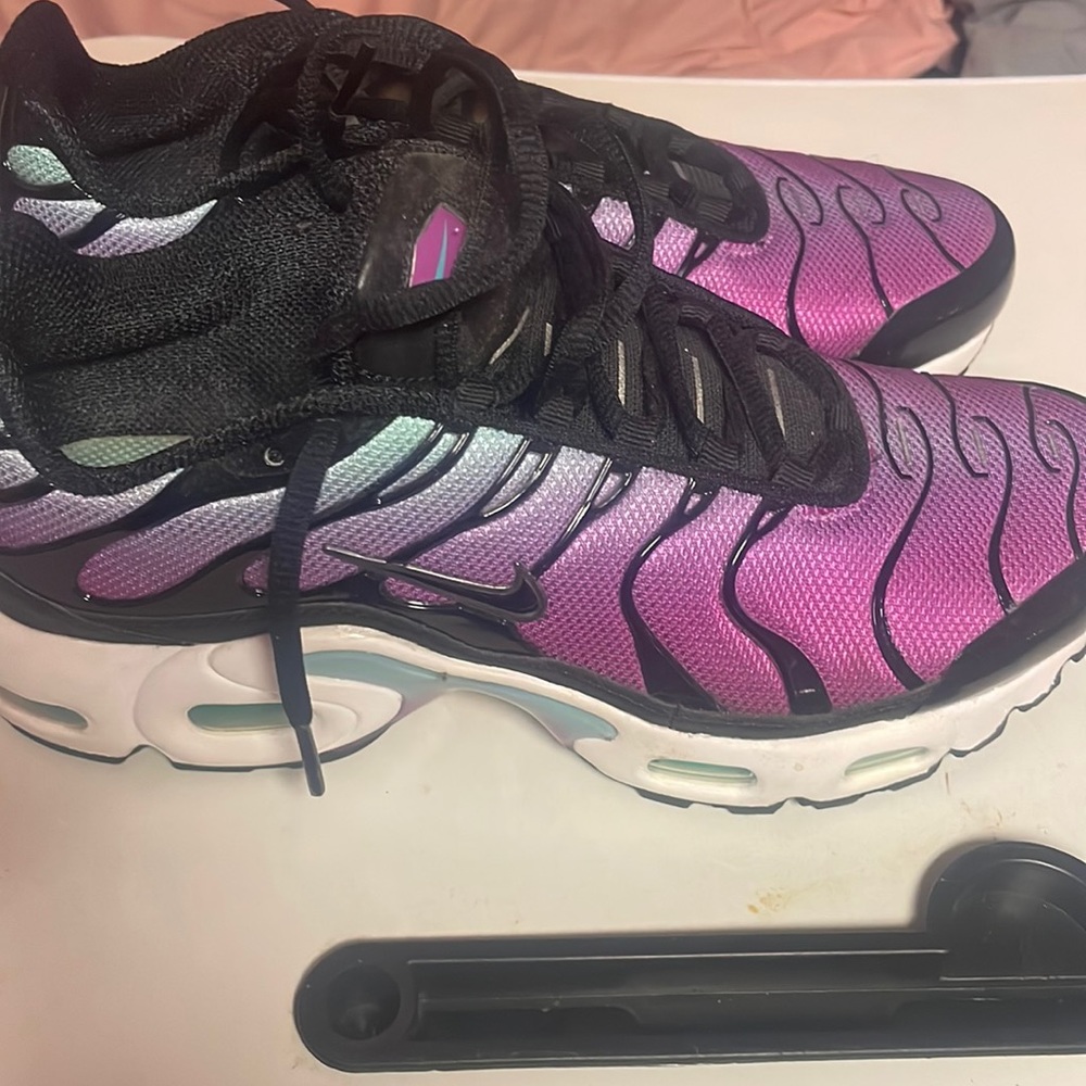 Purple Nike air max